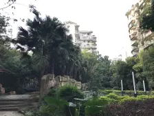 精装修,成熟商圈,户型方正带花园,采光好