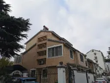 东港新村怡乐花园 联排 精装修 位置安静 满五年