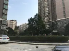 东方塞纳 南北通透,采光好 装修好,环镜优美 近地铁 视野好,诚心出售