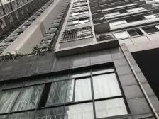 跃进村 缤纷时代三房71万