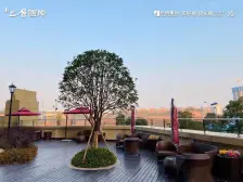 长房上层国际 4室2厅 南 北