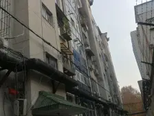 业主急卖,精装修,房屋采光充足 3条线地铁口