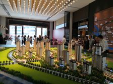 城南板块 繁华地貌 风景小区 安馨的家