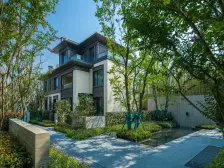 中交漫山二期顶跃两层带花园,清水面积大