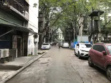 杨家坪步行街旁,出行方便,户型方正,没有物业费