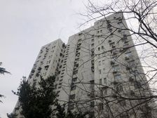 两房 加一个功能间9楼 看房方便