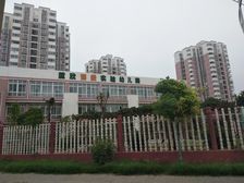 蓝欣家园电梯5楼小高层精装修拎包入住