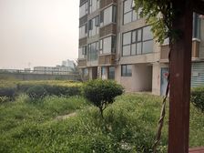 此房满两年,出行方便,户型方正,居住方便舒适