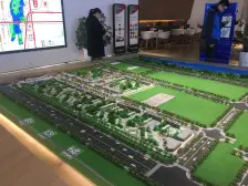 户型方正双阳台 楼间距宽 环境优美 出门就是瑶湖公园