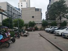 飞行高层小区2室1厅,交通便利,适合居住,采光好