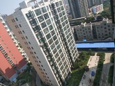 此房格局好,出行方便,户型方正,居住方便舒适