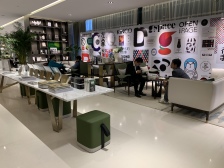 此房是绿城开发的小高层产品,户型方正,业主诚心出售