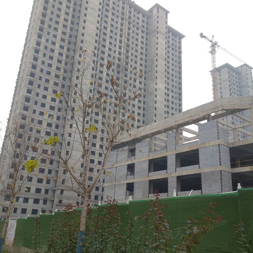 北辰·香林4室2厅2卫南北朝向2000.00元/月出租