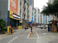 西部建材城 1室0厅 东南