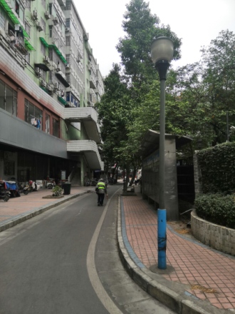 普晖村
