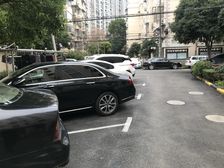 中间楼层小区后排租售比高