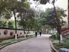 天星桥 沙龙花园三房92.5万