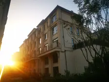 龙湖纯洋房小区,横厅大四房,业主诚心出售
