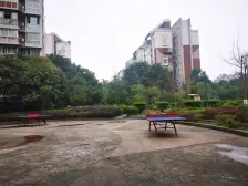 城北新区 北泉花园三房86万