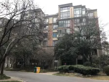 电梯顶楼带露台 四房 有钥匙 随时看 急急急