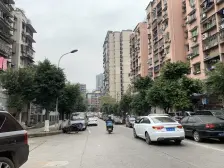 业主诚售 住家安静 轻轨站旁 生活设施配套齐全
