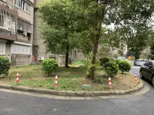 房子彩光好,楼层好,房龄新,环境好,