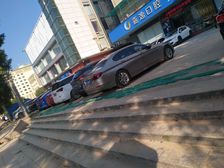 嘉信广场3室2厅东北