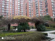 全明户型,高使用率,2001年竣工,一梯两户,停车方便