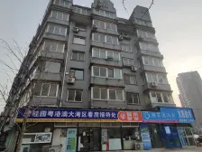 近秀月地铁口 无坡 两室南北通透 精装修 实际比图片好