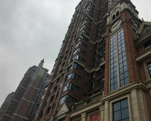 格林城3室2厅西南