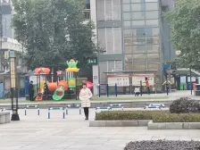 3号线学堂湾轻轨站50米住家两室近万达楼下龙洲湾商街