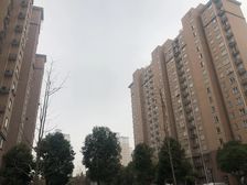 小区环境优美,楼层佳,房型正气,全南户型,次新房