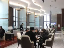 高铁站旁边 房东急售 看房方便