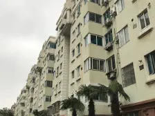 底楼带花园2室2厅南北通,满五年,诚意卖有钥匙