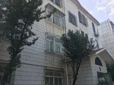 近地铁、宋幼旁、停车方便、安静