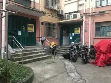 93年房龄,地铁347号线镇坪路三轨交,非顶楼,诚意卖