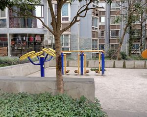 南新逸苑2室1厅西南