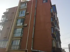 婚房装修,两室两厅,明厅采光充足,视野开阔,地脚好