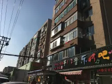 多层四楼。精装修。南向,采光好