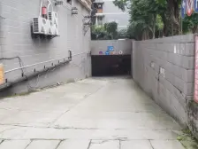 观音桥 树发大厦二房68万