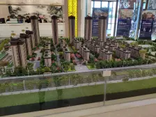 举人坝轻轨站次新小区四房朝中庭,业主急售