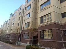 精装修好房,南北两室,交通方便,采光视野好