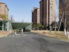 洞泾双轨交+三开间朝南+有装修可拎包入住