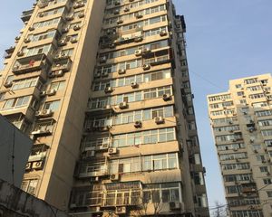 和平里安定门青年湖东里装修很好随时签约