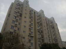 中间楼层+业主诚心+随时看房子=诚心出售。