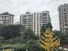 珠江花园南区 4室2厅 东