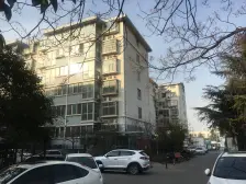 一室一厅,客厅朝南,采光好,单身女孩入手!