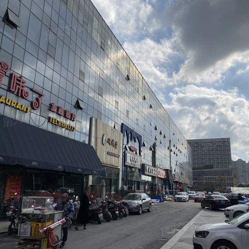 京扬数码城1室1厅1卫东朝向1600.00元/月出租