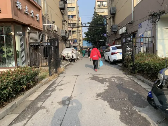 金陵新九村