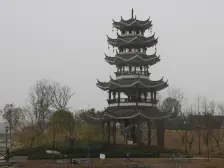 湘江富力城边户3层别墅 带200平大花园 看过来